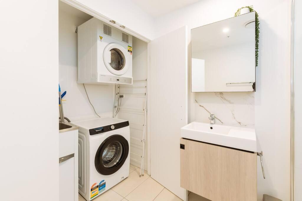 Apartment 1bedroom 1bath 1carpark Wifi Gym Pool